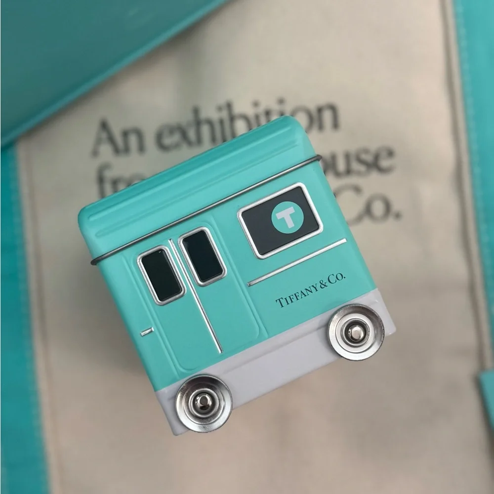 New Tiffany & Co 2022 VIP Mooncake Festival Gift Set Metal Train Rare Collective - Picture 5 of 8